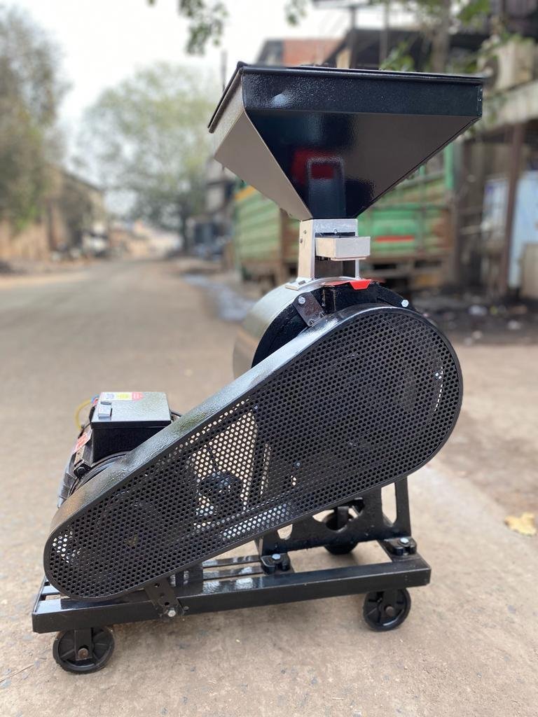 Aata Chakki Machine (Stone)